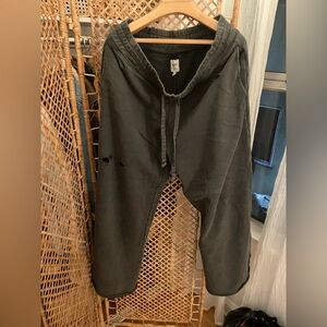 Aerie Women’s Destructed Dark Gray Sweats